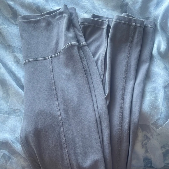 Aritzia open hem slit yoga pants - Picture 3 of 3